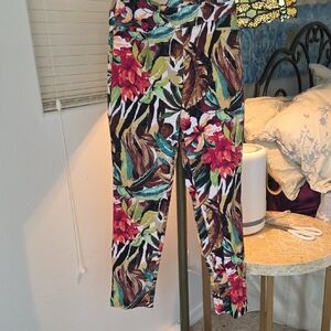 Chico's Multicolor Floral Ankle Pants